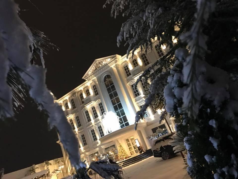 Hotel Britania Kamez Esterno foto